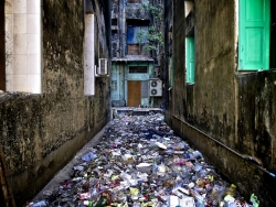 Alleyway Alleyway